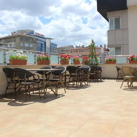 Siyav Hotel 3*